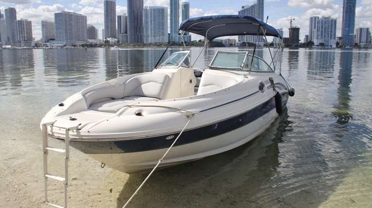 26ft Searay Sundeck